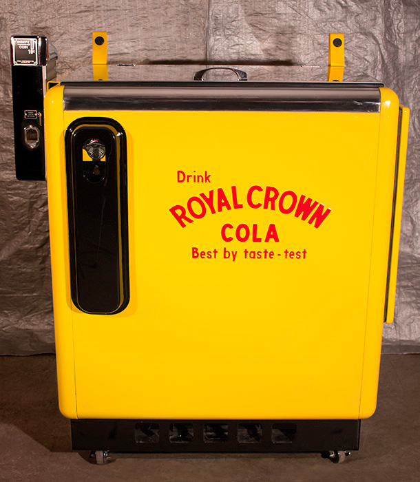 Royal Crown Ideal 55 Machine -
              Front View