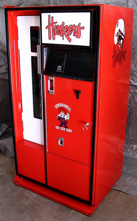 Nebraska Cornhuskers Cavalier 64 Machine - Left View