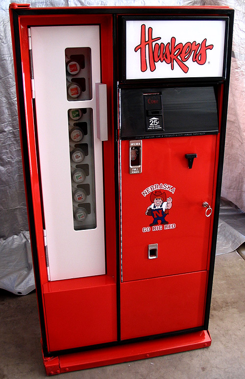 Nebraska Cornhuskers Cavalier 64 Machine - Front View