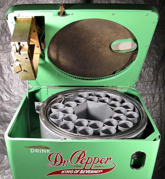 Dr. Pepper Vendo 23 Spintop - Open Top