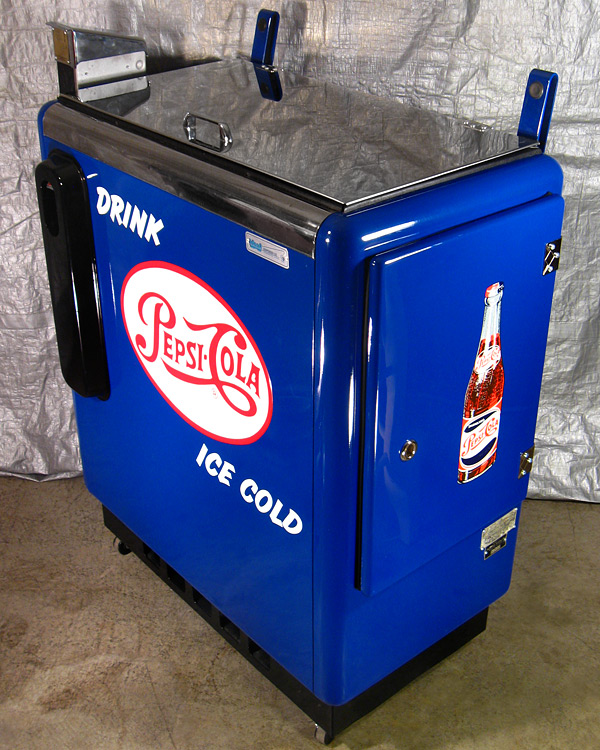 Pepsi Cola Ideal 55 Machine - Corner View