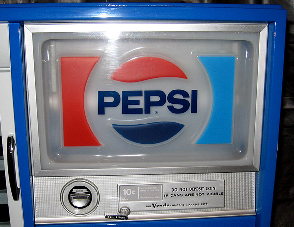 Pepsi Cola Vendo 63 Machine - Signface Detail